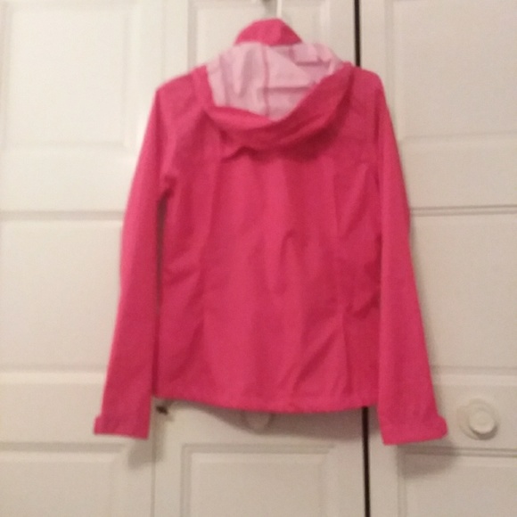 NWOT Columbia Wind Breaker - Picture 3 of 6